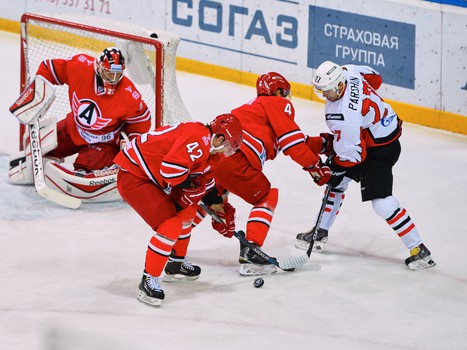 18.09.2015. "Автомобилист" - "Авангард" 3:2ОТ