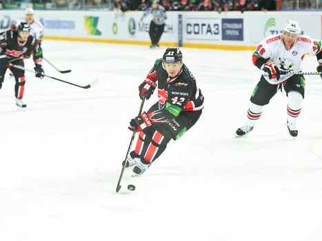 26.10.2013 "Авангард" - "Трактор"