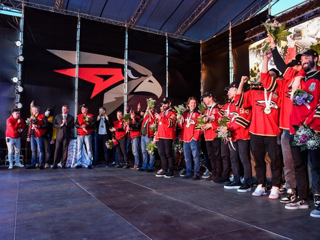 «Авангард» привёз Кубок Гагарина в Омск!