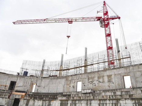 Продолжается строительство Хоккейной академии "Авангард"