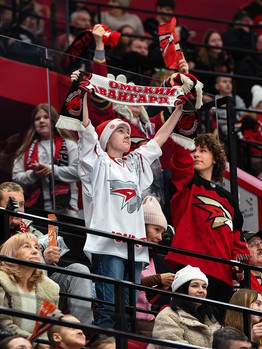 «Авангард» - «Барыс» 2:4. Вокруг матча