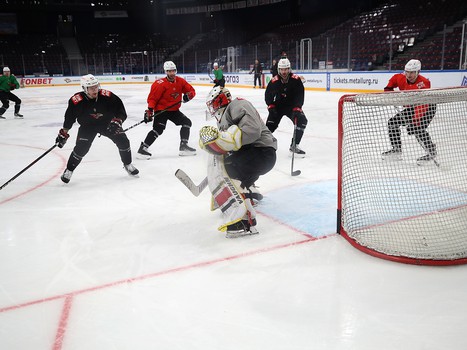 Тренировка «Авангарда» перед четвёртым матчем серии с «Металлургом»
