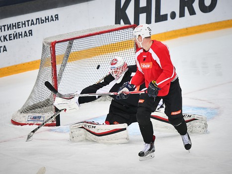 Раскатка "Авангарда" перед выездным матчем с "Нефтехимиком"