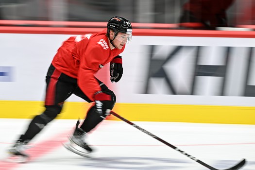 Тренировка «Авангарда» перед матчем с «Трактором»