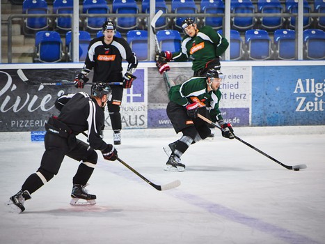 Раскатка "Авангарда" перед товарищеским матчем со сборной Италии