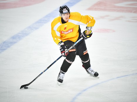 "Авангард" готовится к противостоянию с действующим чемпионом - СКА