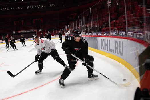 Тренировка «Авангарда» перед матчем с «Трактором»