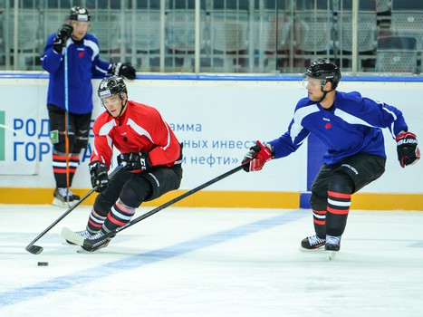 "Авангард" тренируется на льду "Арены Омск"