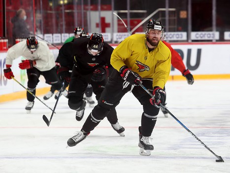 Раскатка «Авангарда» перед матчем против СКА