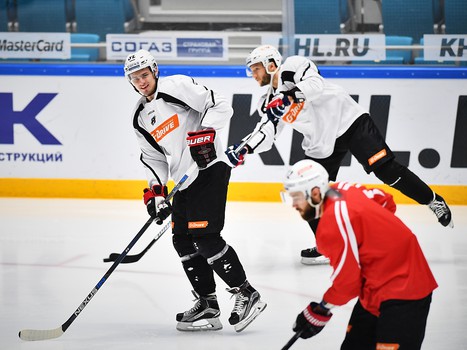 Раскатка "Авангарда" перед выездным матчем с "Барысом"