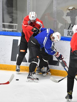 Раскатка "Авангарда" перед выездным матчем с "Барысом"