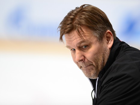 "Авангард" готовится к матчу с "Сибирью"