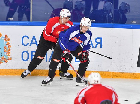 Раскатка "Авангарда" перед выездным матчем с "Ладой"