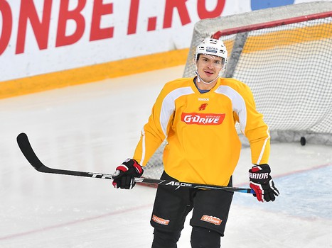 Раскатка "Авангарда" перед выездным матчем с "Ладой"