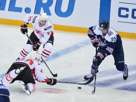 18.08.2015. Мемориал Ромазана-2015. "Авангард" - "Металлург" Мг 5:2