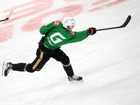 Тренировка «Авангарда» перед матчем в Уфе