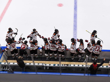 Пятый игровой день финала Первенства ЮХЛ в Омске