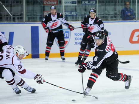 12.11.2015. "Авангард" - "Динамо" Р 2:3Б