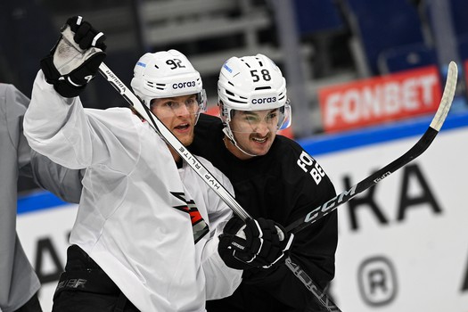 Тренировка «Авангарда» перед матчем в Уфе