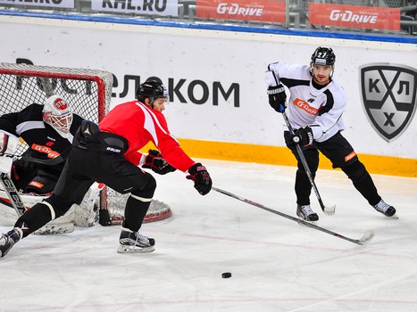 Раскатка "Авангарда" перед матчем с "Северсталью"