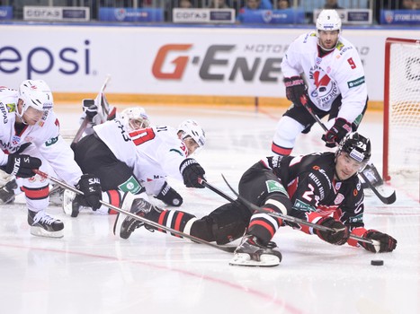 10.10.2014 "Авангард" - "Металлург" Нк 0:2