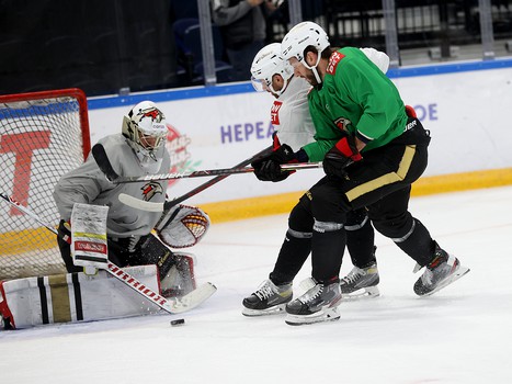 Раскатка «Авангарда» перед выездным матчем с московским «Динамо»