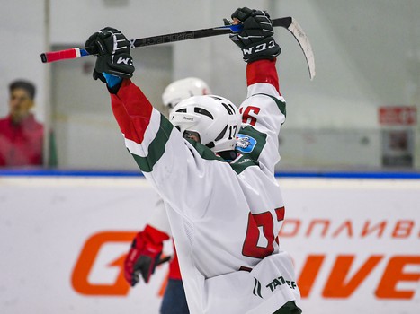Четвёртый игровой день финала Первенства ЮХЛ в Омске