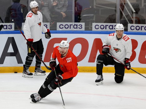 Раскатка «Авангарда» перед матчем в Нижнем Новгороде