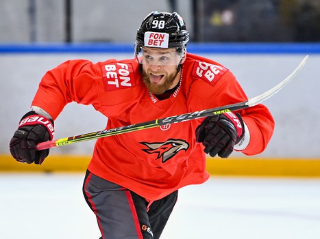 Тренировка «Авангарда» перед отправлением на турнир в Сочи