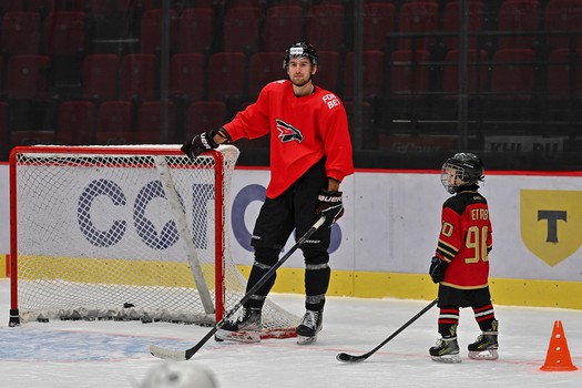 Тренировка воспитанников Хоккейной Академии «Авангард» 2019 года рождения на G-Drive Арене