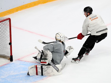 «Белые» vs «красные»: тренировочный матч