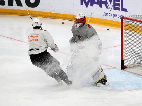 Тренировка «Авангарда» перед третьим матчем серии с «Металлургом»