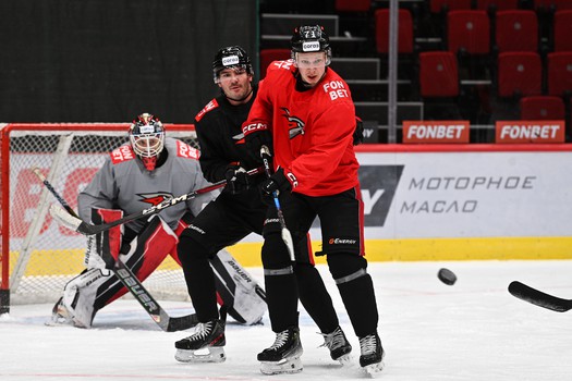 Тренировка «Авангарда» перед матчем с «Барысом»