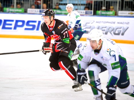 22.09.2013 "Авангард" - "Югра"