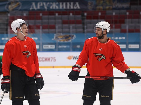 Раскатка «Авангарда» перед матчем в Сочи