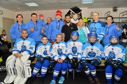 Турнир по следж-хоккею в Омске, день 1