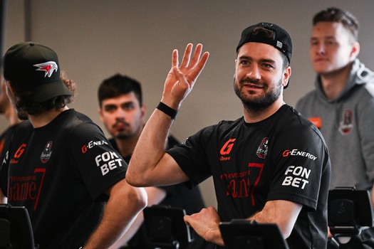 Открытая тренировка «Авангарда» для СМИ