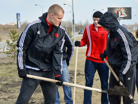 Субботник у "Арены Омск"