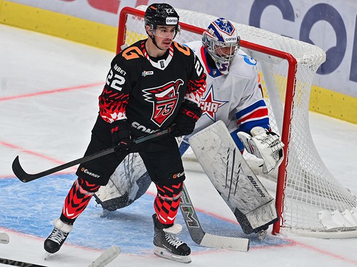 В Омске сухо. «Авангард» уступает СКА