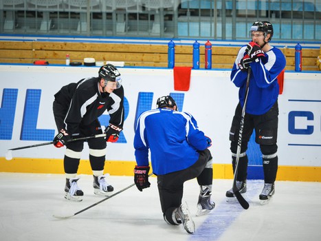 Раскатка "Авангарда" перед матчем с "Амуром"