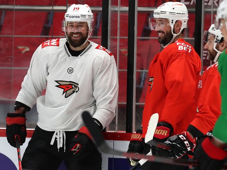 Открытая тренировка «Авангарда» перед стартом финала Востока