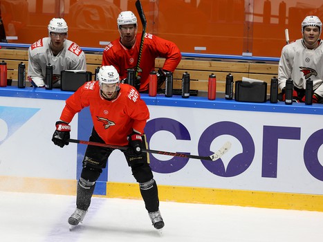 Раскатка «Авангарда» перед матчем в Хабаровске