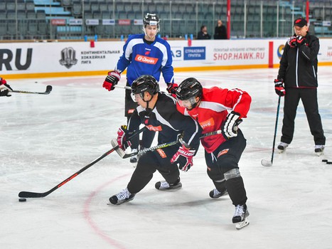 Раскатка "Авангарда" перед матчем с "Югрой"