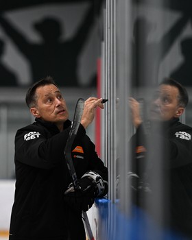 Тренировка «Авангарда» перед матчем в Казани