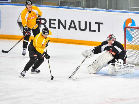 Раскатка "Авангарда" перед матчем с "Барысом"