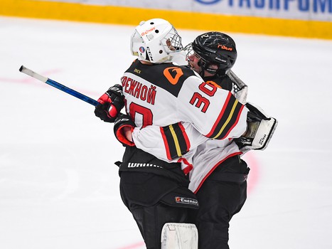 Заключительный день финала Первенства ЮХЛ в Омске