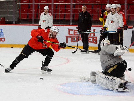 Раскатка «Авангарда» перед выездным матчем с «Куньлунь Ред Стар»