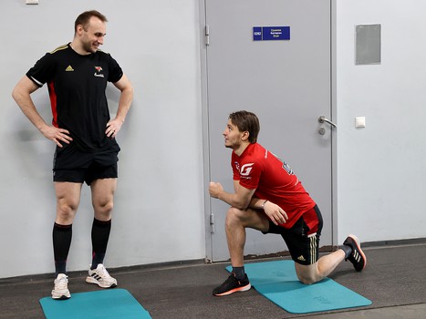 Тренировка «Авангарда» перед вторым матчем серии с «Ак Барсом»