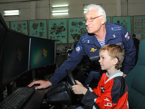 Экскурсия в Омский кадетский военный корпус для маленьких «ястребов»