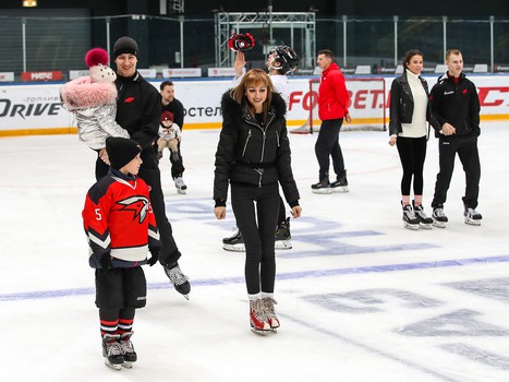 Катания «Авангарда» с семьями